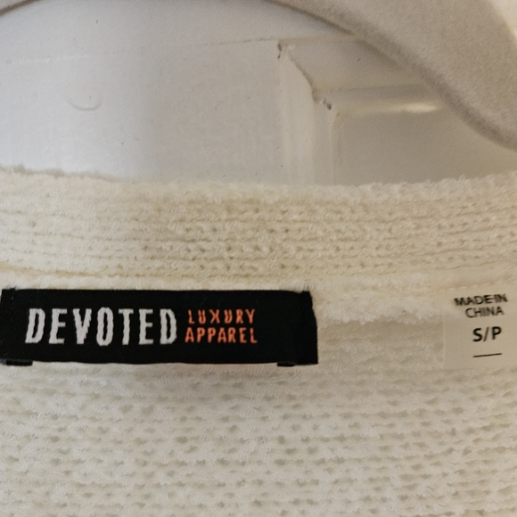 Size small cream fringed sweater - Picture 2 of 3